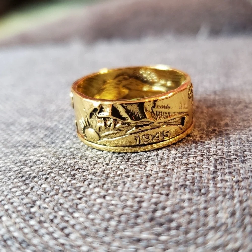 Brand New Vintage Golden Half Dollar Coin Ring